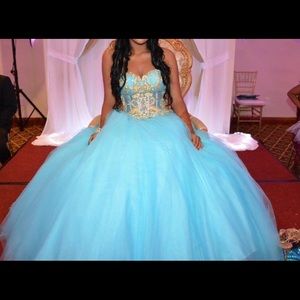 SWEET 16 / PROM DRESS WORN ONCE